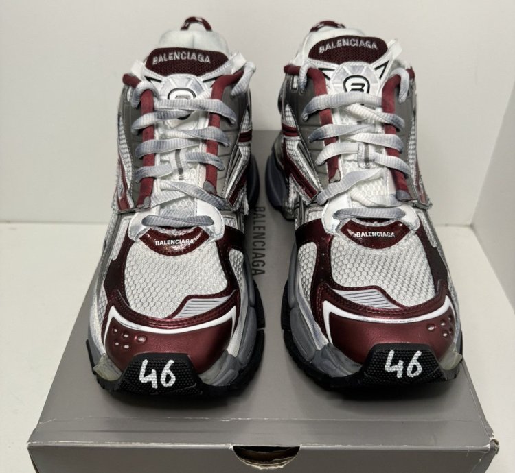 Balenciaga Men Runner Sneaker Burgundy Sz 13 Us 46 Eu