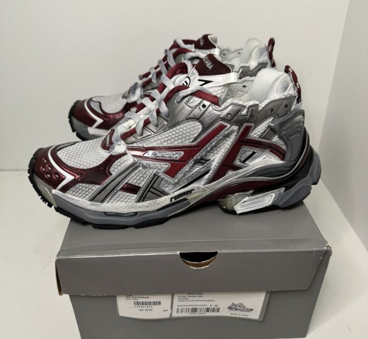 Balenciaga Men Runner Sneaker Burgundy Sz 13 Us 46 Eu