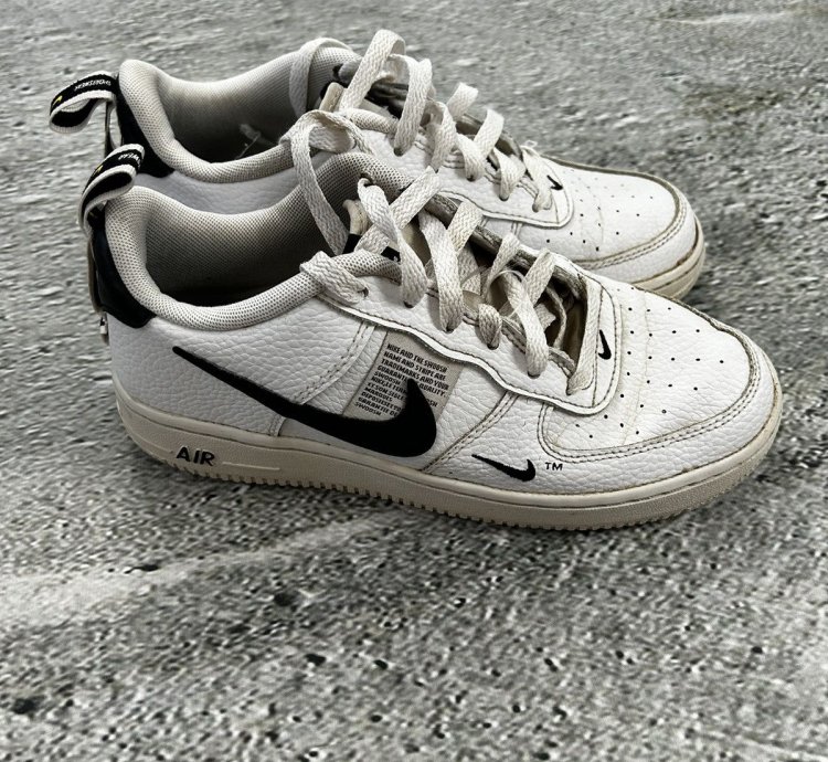 Air Force 1 07 Lv8 Utility Low White
