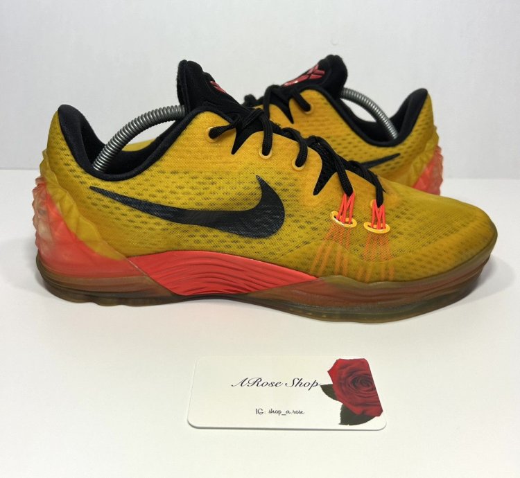 Nike Zoom Kobe Venomenon 5 University Gold Shoes Size 10 5