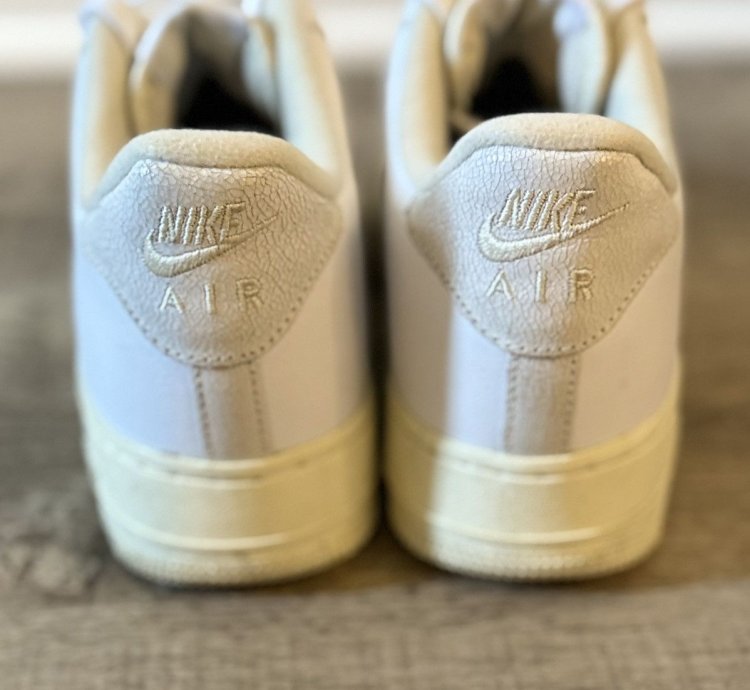 Air Force 1 07 Lx Pale Vanilla