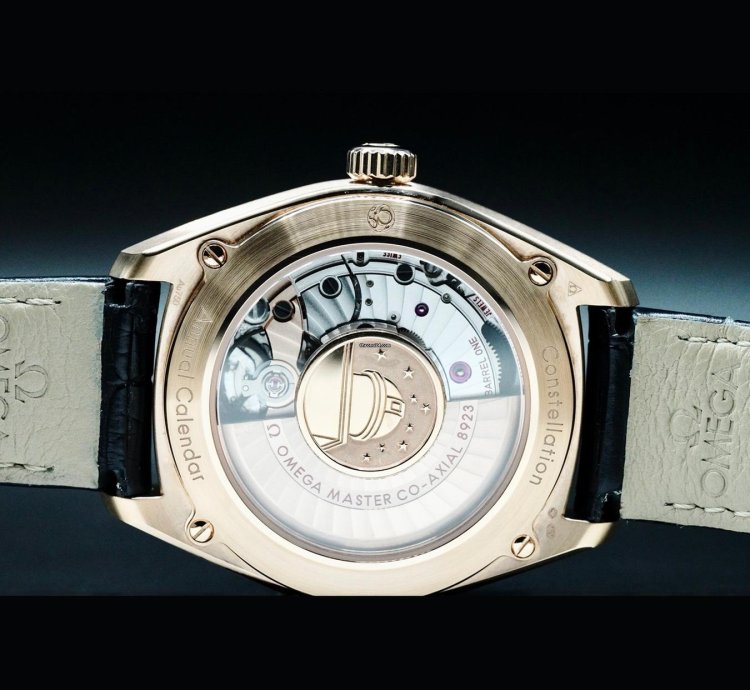 Omega Globemaster 130 53 41 22 03 001 Constellation Globemaster Annual Calendar