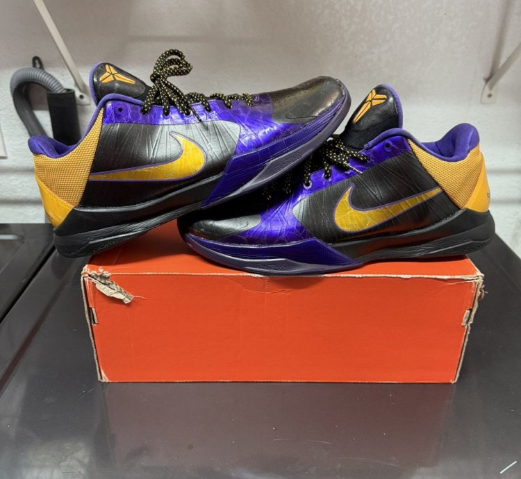 Pre-owned Nike Kobe 5 Lakers sz11