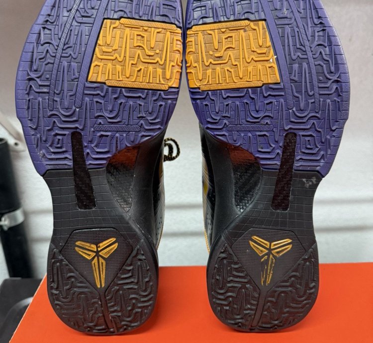 Pre-owned Nike Kobe 5 Lakers sz11