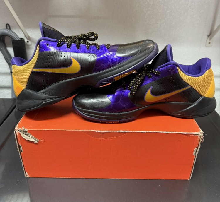 Pre-owned Nike Kobe 5 Lakers sz11
