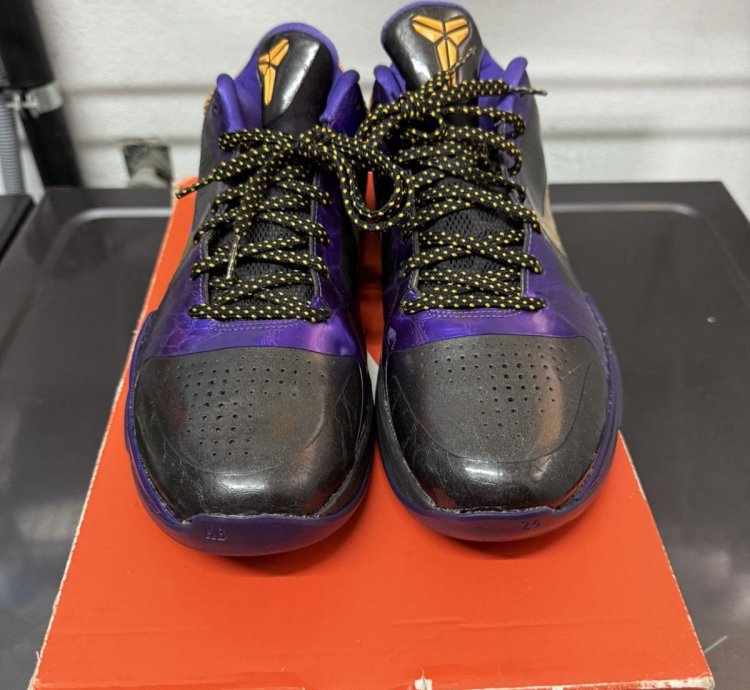 Pre-owned Nike Kobe 5 Lakers sz11