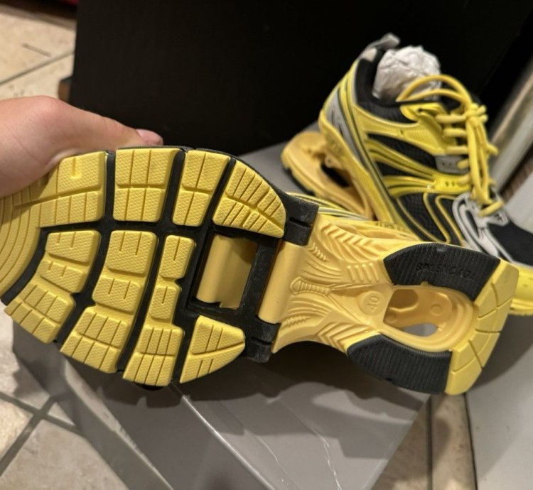 Balenciaga Pander 40