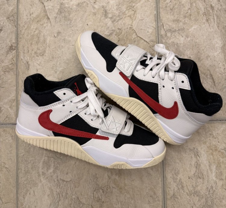 Travis Scott Jumpman Jack Rexx University Red
