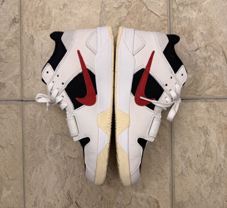 Travis Scott Jumpman Jack Rexx University Red