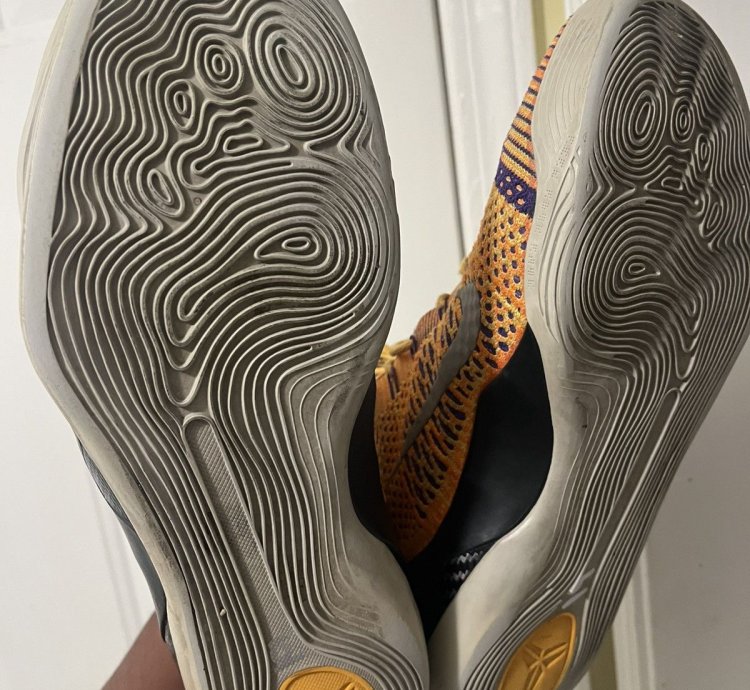 Rare Kobe Elite 9 Showtime