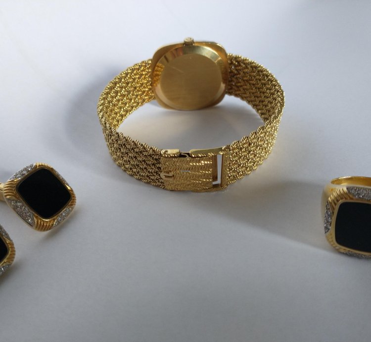 Omega Gold Set With Cufflinks And Ring Automatic Diamonds Onyx