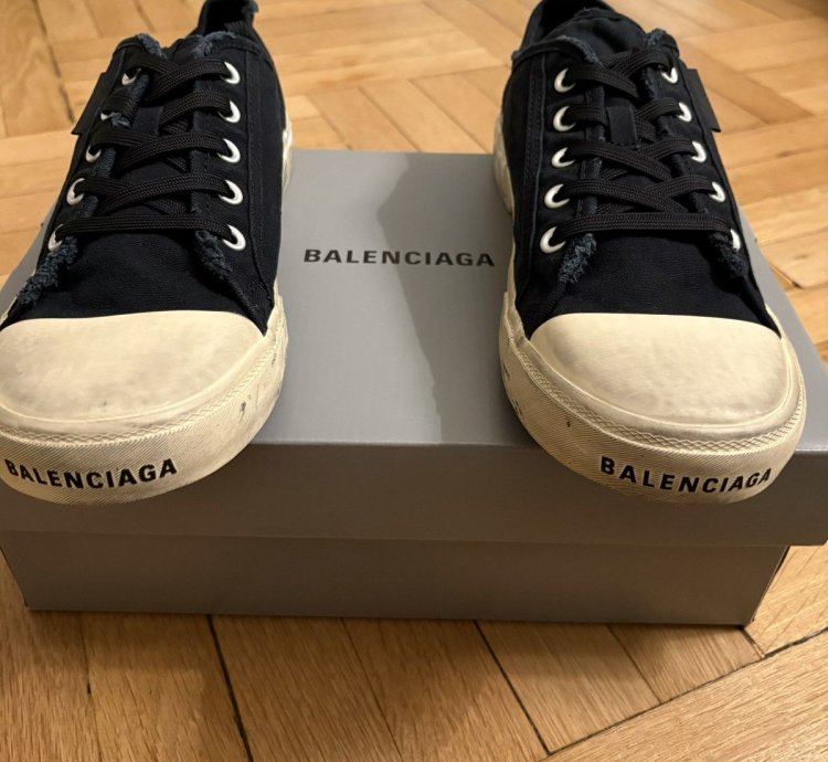 Balenciaga Paris Low Top Sneaker