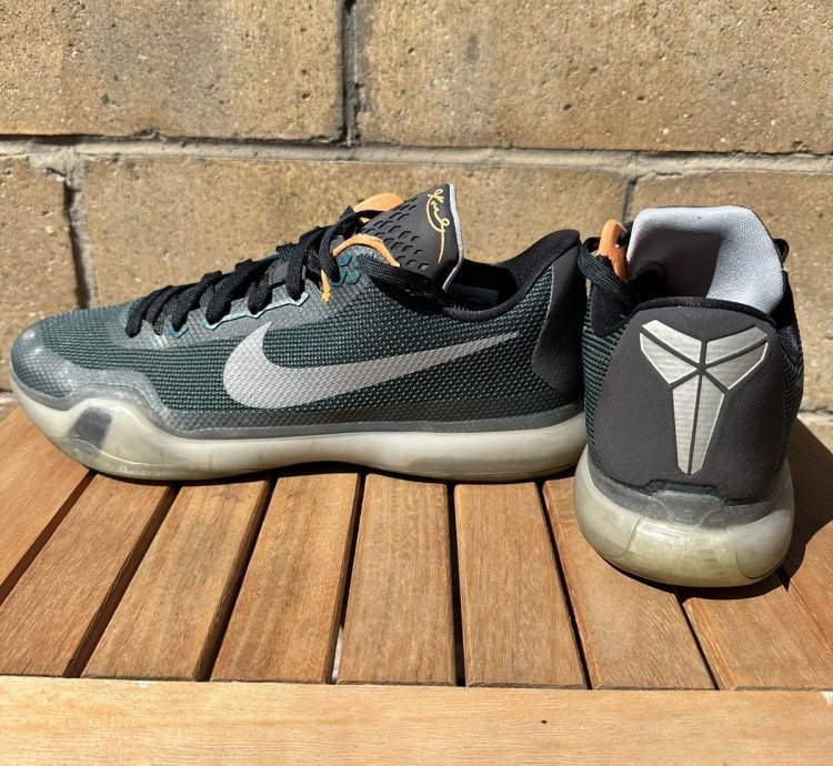 Rare Nike Kobe 10 Flight 2015 Basketball Sneakers