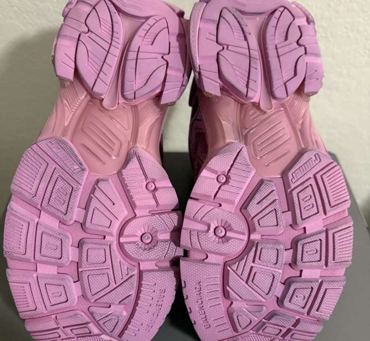 Balenciaga Pink Runner Sneaker 42