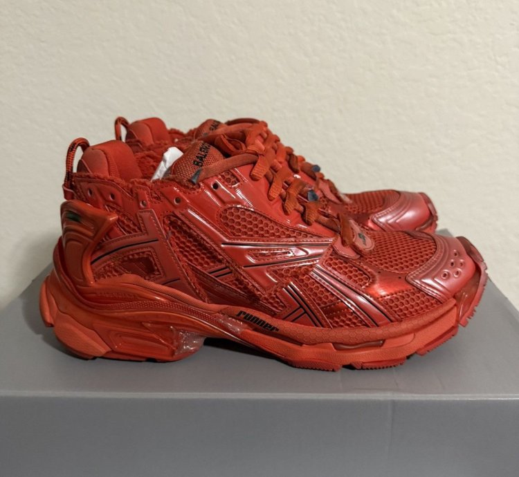 Balenciaga Red Runner Sneaker 42