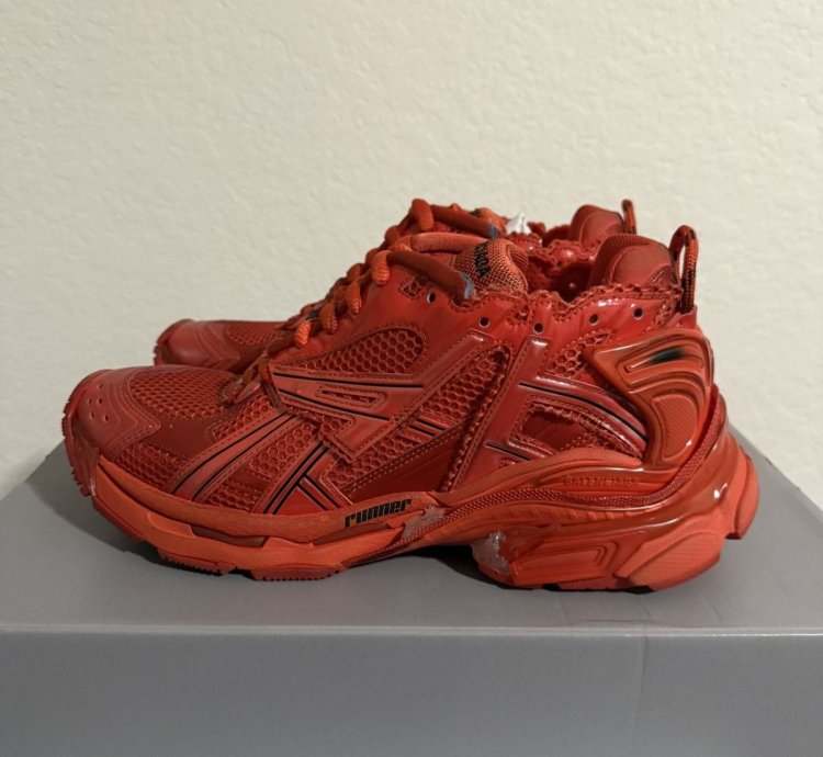 Balenciaga Red Runner Sneaker 42