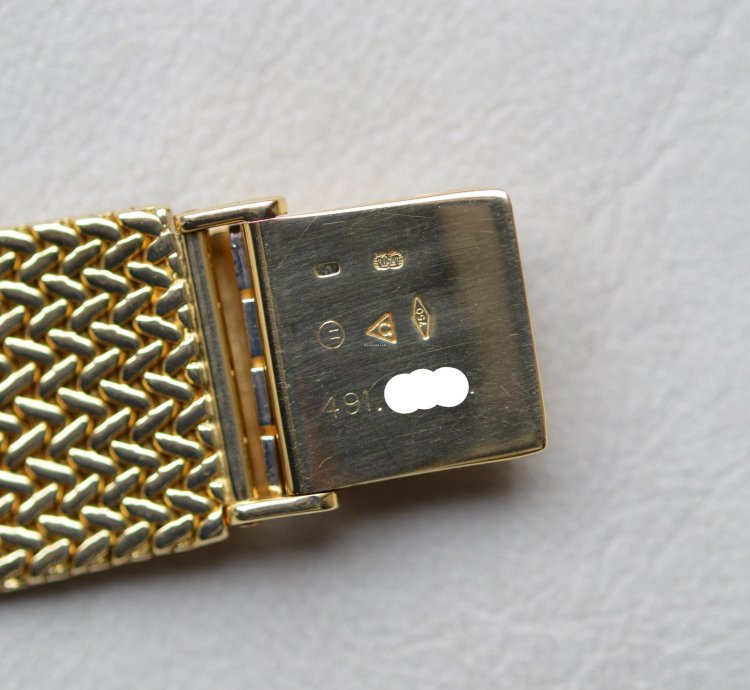 Omega La Magique Scarface The Phantom 18k Yellow Gold Diamond Blue Sapphire Bezel