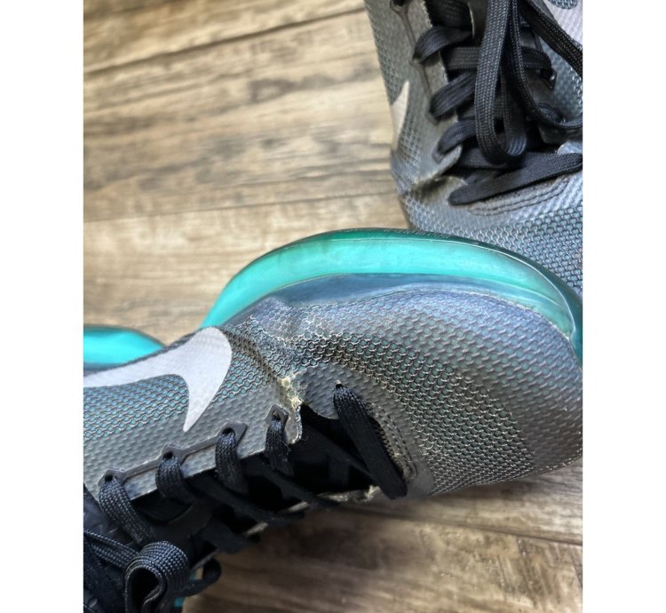 Size 10 - Nike Kobe 10 Liberty - 705317-002
