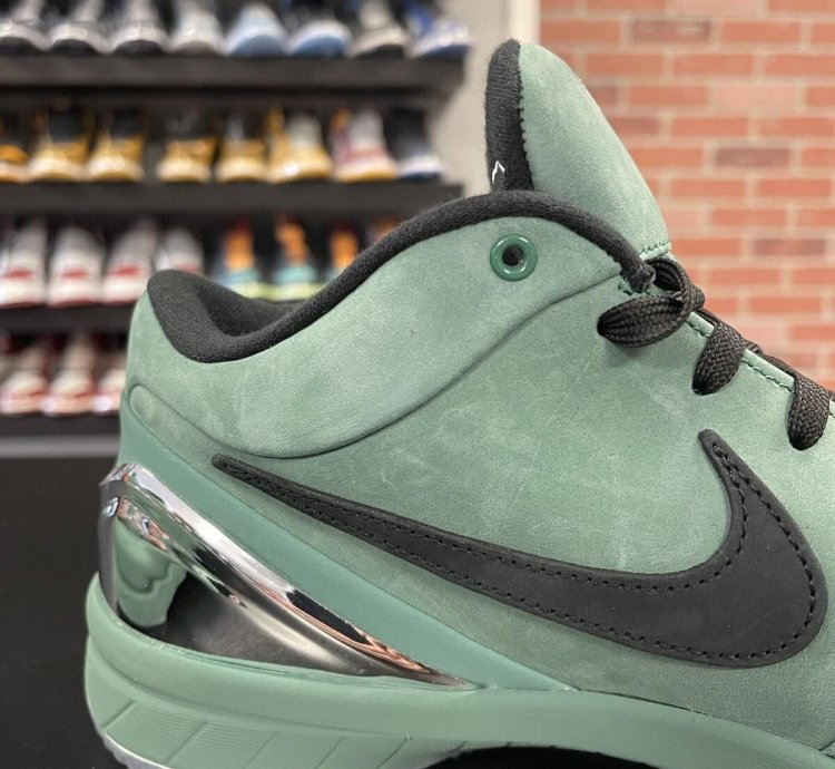 Size 10 - Nike Kobe 4 Protro Girl Dad Fq3545-300 Men