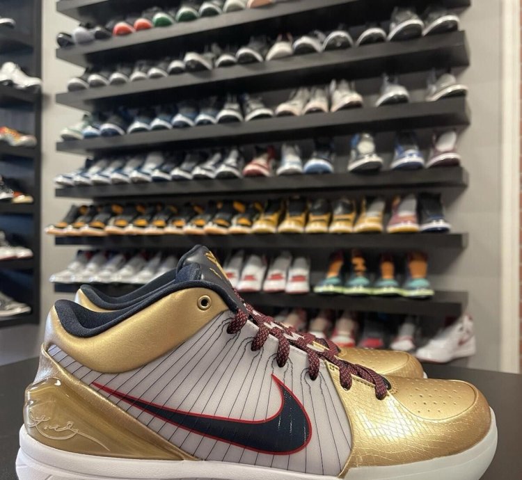 Size 10 - Nike Kobe 4 Protro Gold Medal fq3544-100 Men