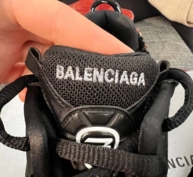 Balenciaga Runner Black