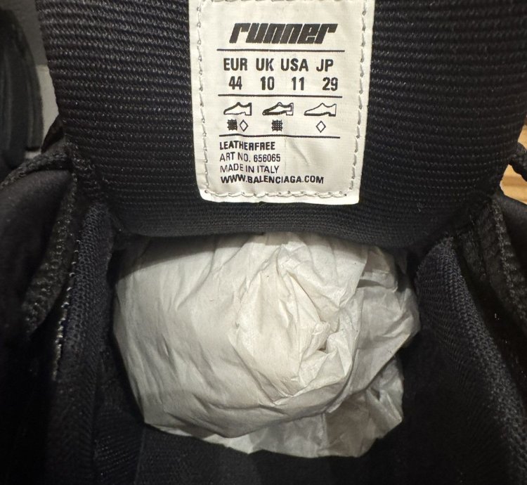 Balenciaga Runner Black Sz 44
