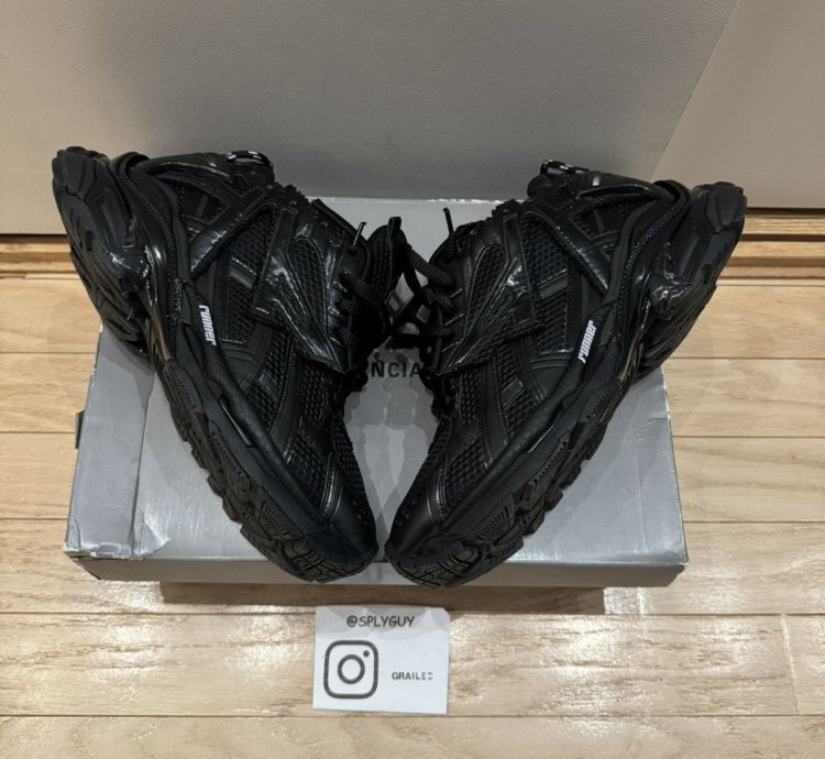 Balenciaga Runner Black Sz 44