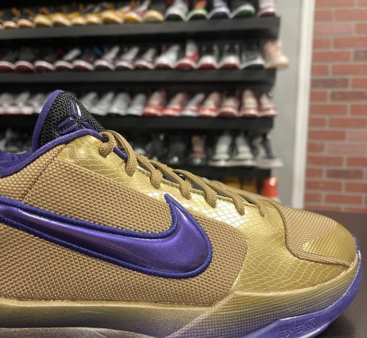 Size 10 5 - Undefeated Nike Zoom Kobe 5 Hall Of Fame
