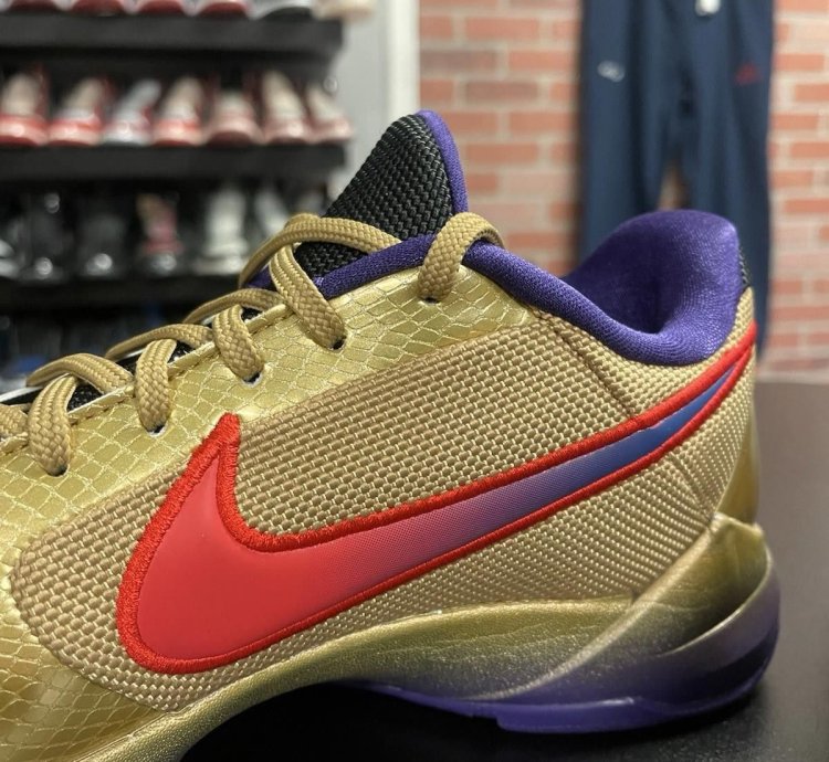 Size 10 5 - Undefeated Nike Zoom Kobe 5 Hall Of Fame