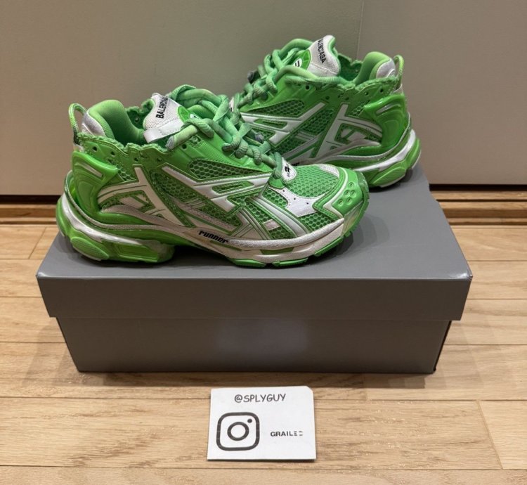 Balenciaga Runner Fluo Green Sz 40
