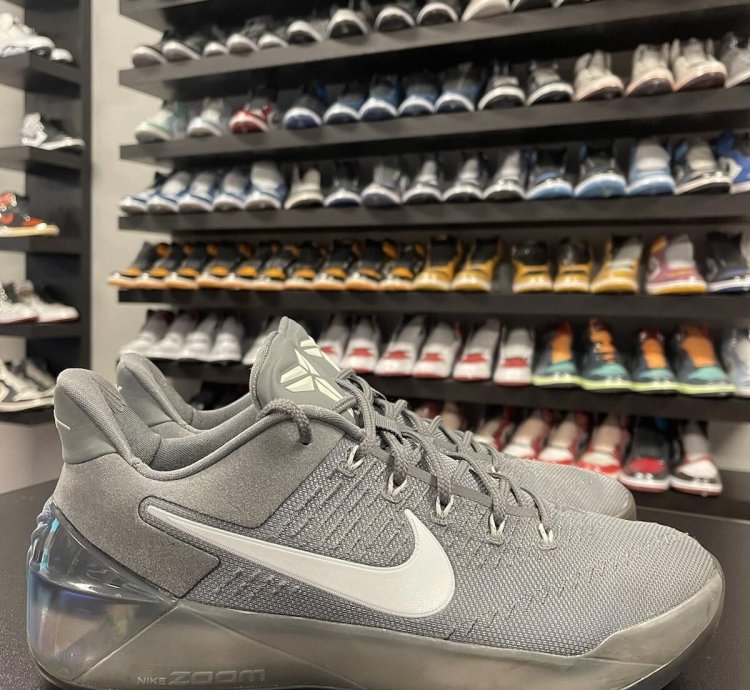 Size 11 - Nike Kobe Cool Grey 2016 Cool Grey White