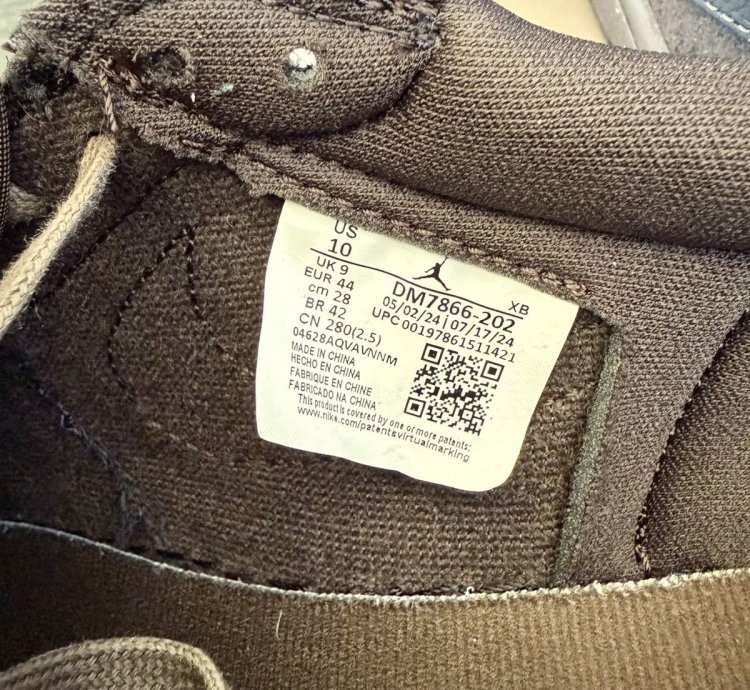 Travis Scott Nike Velvet Brown Size 10