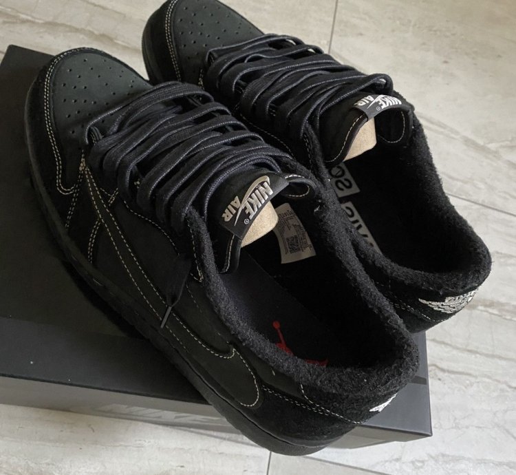 Travis Scott Phantom Jordan 1 Low