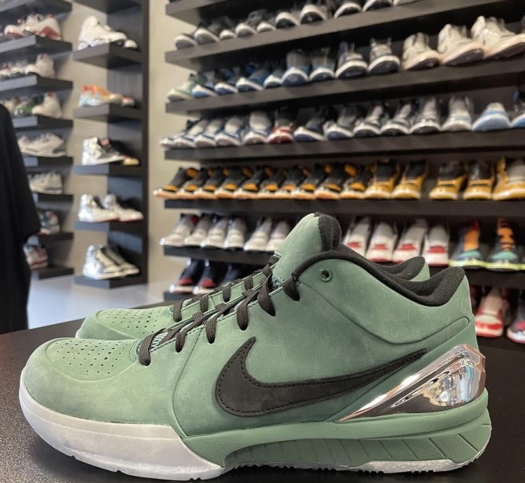 Size 12 - Nike Kobe 4 Protro Girl Dad Fq3545-300 Men
