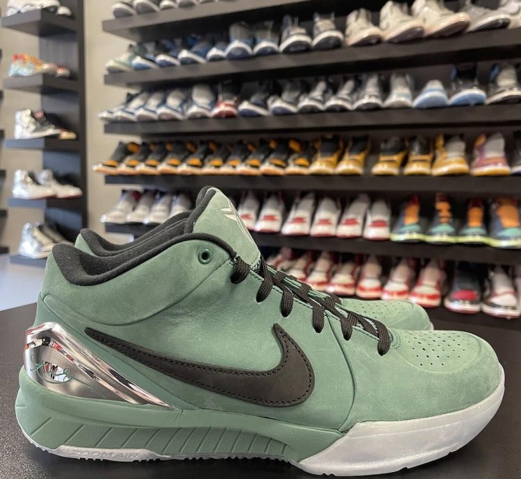 Size 12 - Nike Kobe 4 Protro Girl Dad Fq3545-300 Men
