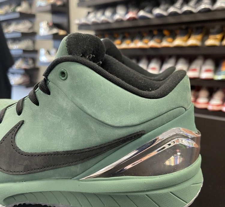 Size 12 - Nike Kobe 4 Protro Girl Dad Fq3545-300 Men