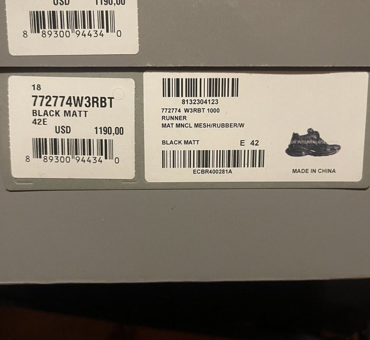 Balenciaga Runner Matte Black