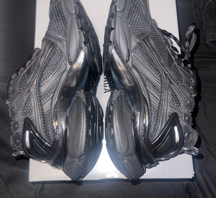 Balenciaga Runner Matte Black