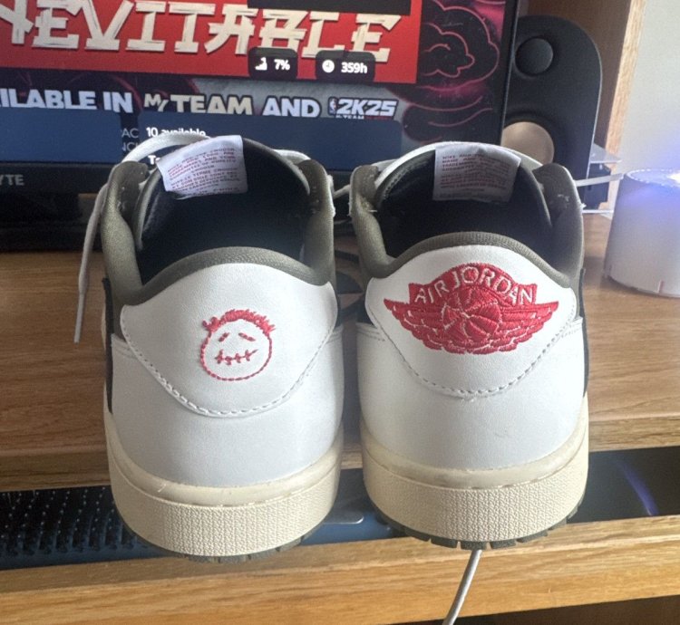 Travis Scott Reverse Olive Jordan 1s