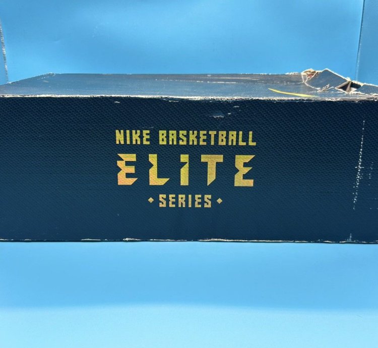 Size 13- Nike Kobe 11 Elite Low Id Northern Lights