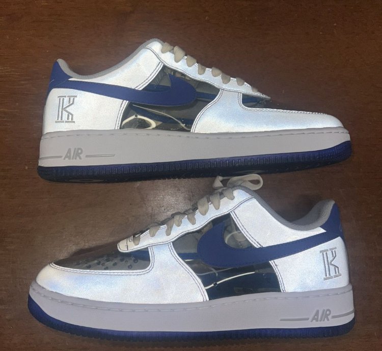 Air Force 1 Cmft Kyrie Irving Size 10 5