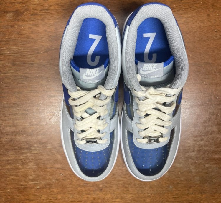 Air Force 1 Cmft Kyrie Irving Size 10 5
