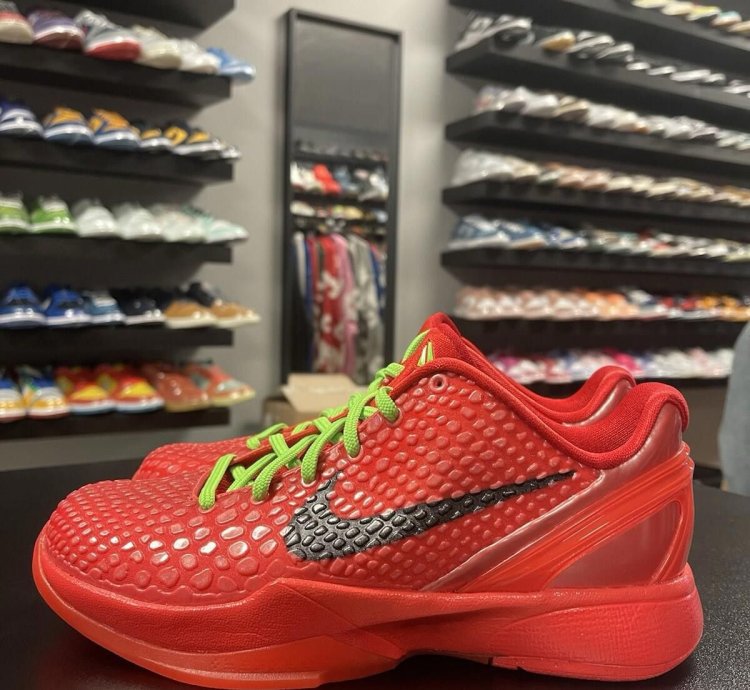 Size 5y - Nike Kobe 6 Protro Reverse Grinch Gs Fv9676-600 Gs