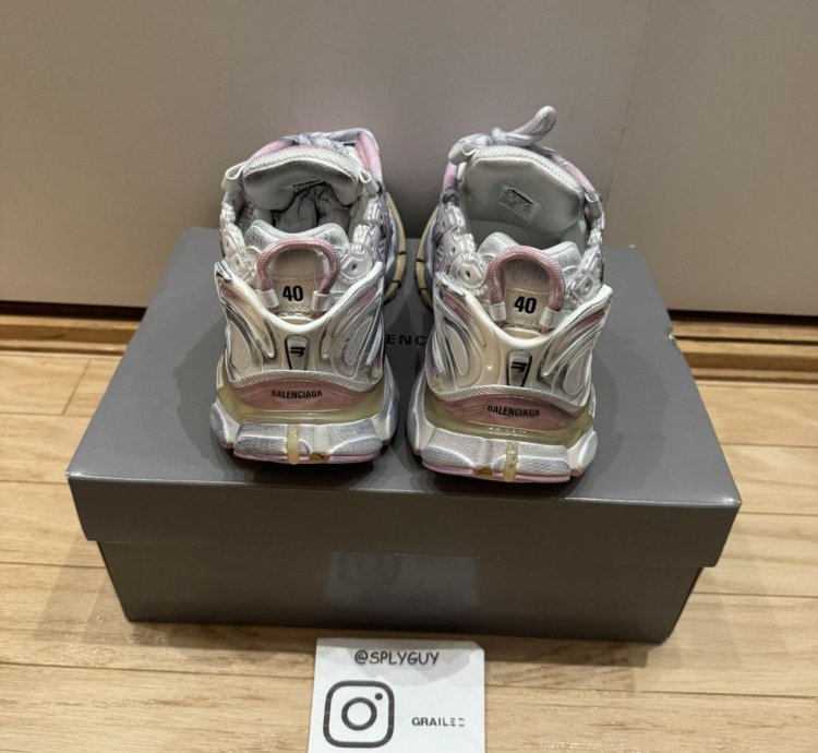 Balenciaga Runner Pink White Sz 40