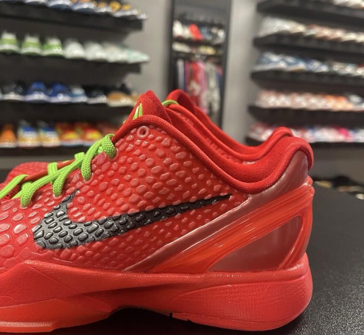 Size 5y - Nike Kobe 6 Protro Reverse Grinch Gs Fv9676-600 Gs