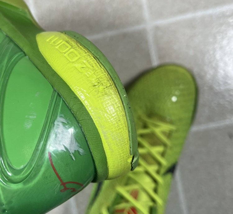 Size 7 - Nike Zoom Kobe 6 Protro Low Grinch