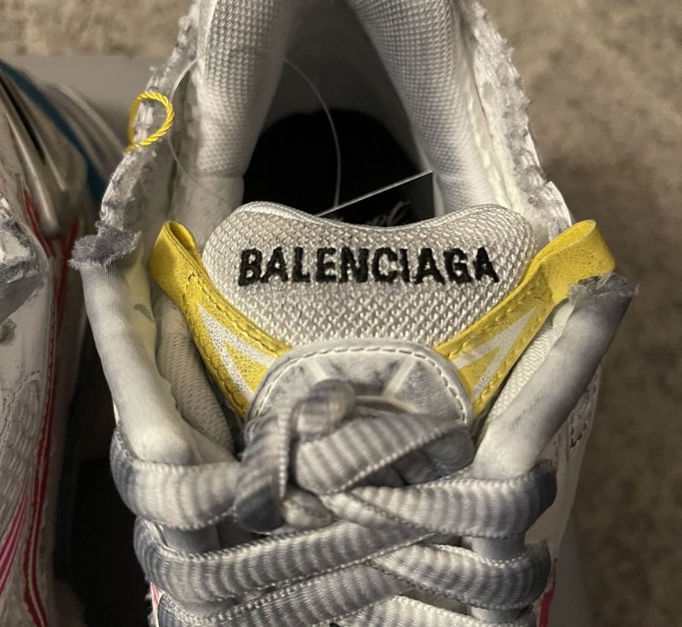 Balenciaga Runner Sneaker
