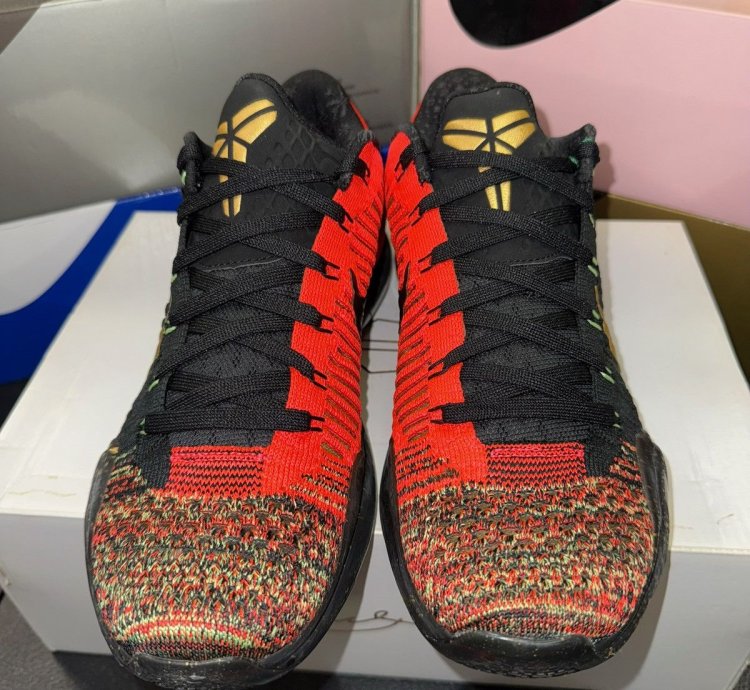 Size 8 - Nike Kobe 10 Elite Christmas 802560-076