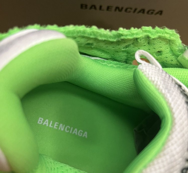 Balenciaga Runner Sneaker fluo Green