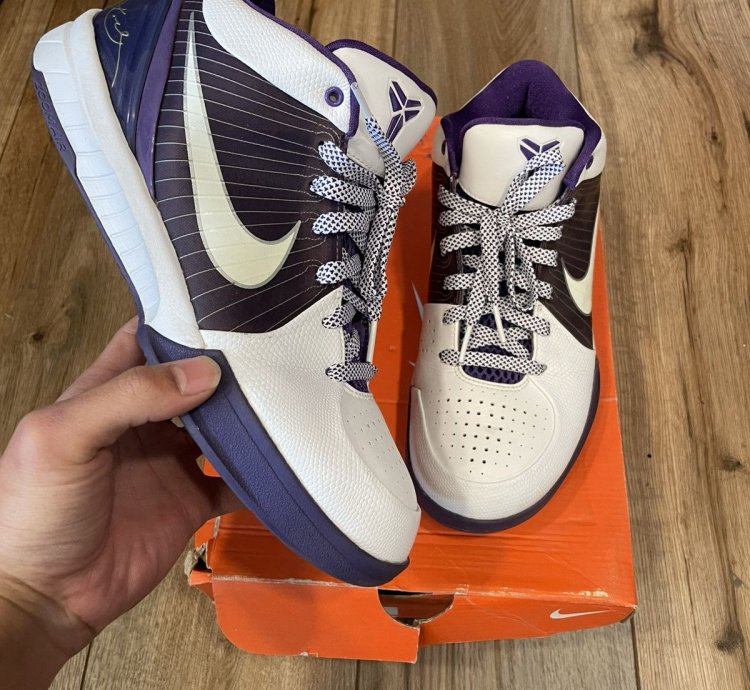 Size 9 - Nike Zoom Kobe 4 Tb Varsity Purple